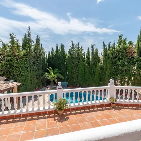 Villa Alegria Big Terrace, Private Pool & Parking-3